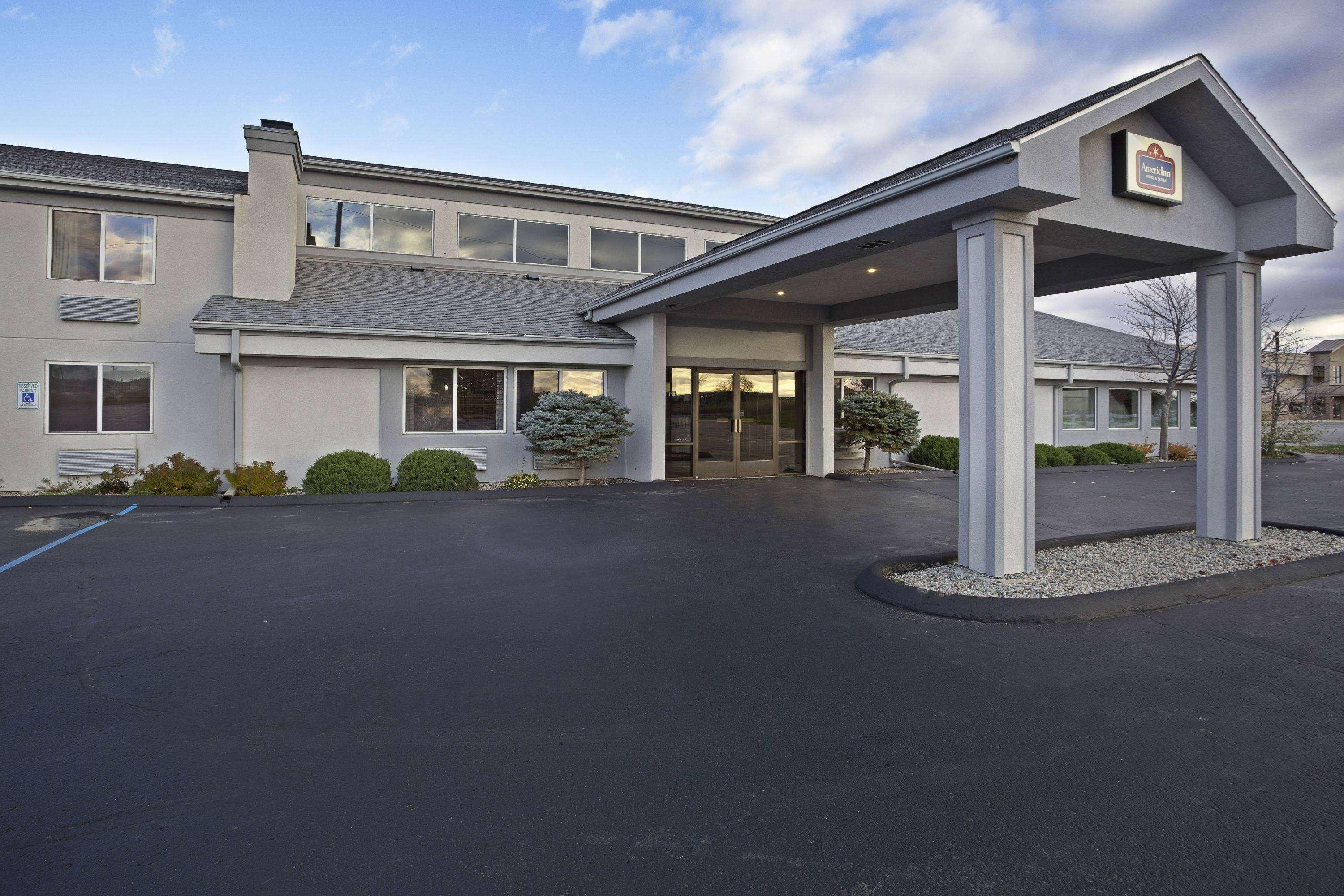 Americinn By Wyndham Motel